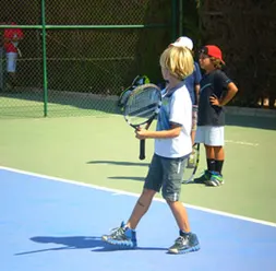 Camp de tennis enfants en Espagne
